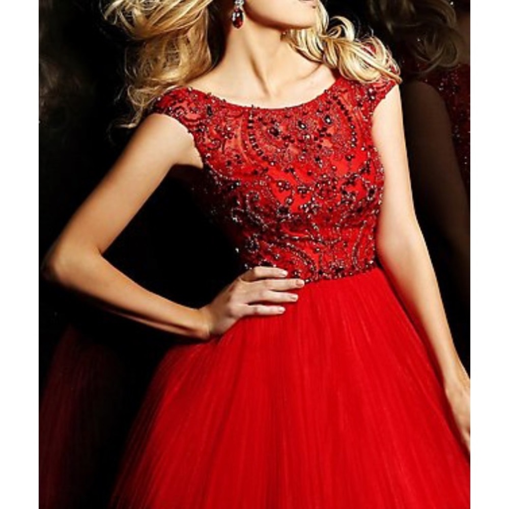Red Sherri Hill Homecoming Dress